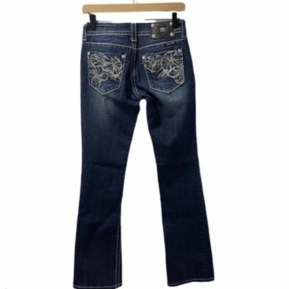 Miss Me Floral Embroidery Bootcut Distressed Denim Jeans JP5473B Size 26 - Picture 3 of 9